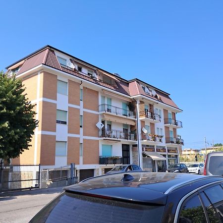 Apartamento Roses House Porto San Giorgio Exterior foto